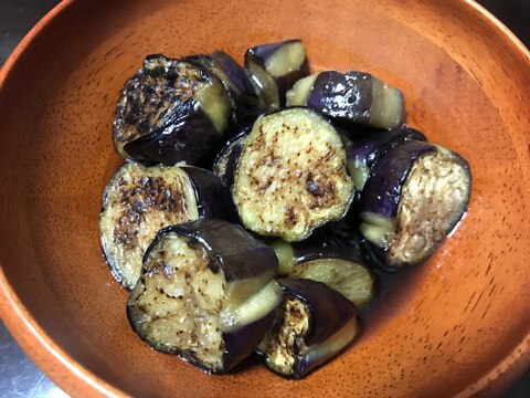 焼き茄子の生姜めんつゆ漬け